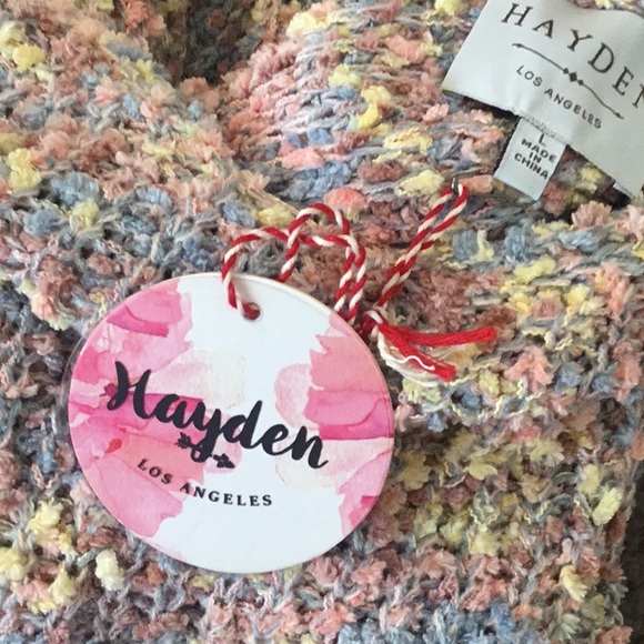 NWT Unique Hadens Los Angeles Soft Long Sleeve Back Twist Sweater - Picture 16 of 16